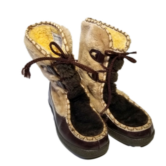 Vintage 1970s Faux Shearling Faux Seal Skin Boots Laced Size 7 - Picture 1 of 12